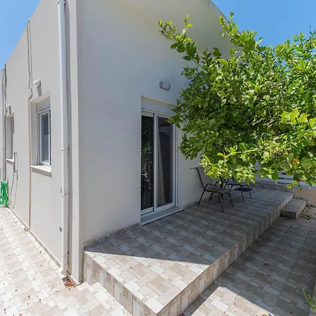 Feriehus Kira's House Rhodes Town *